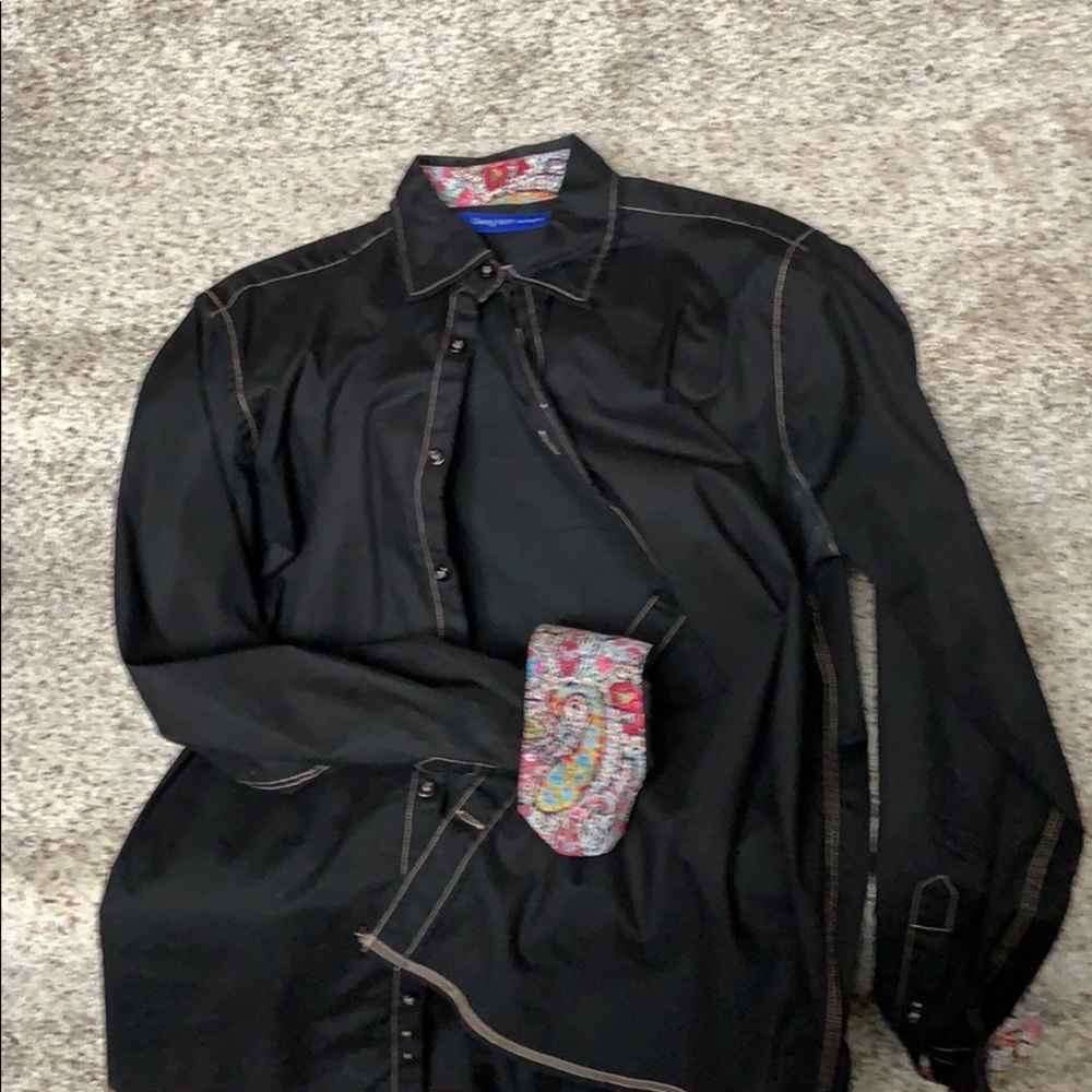 Men’s sports shirt
